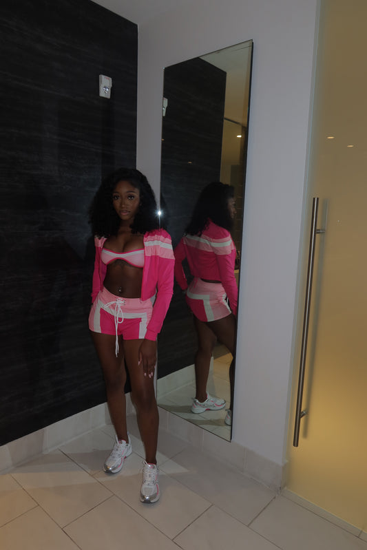 WAYDA VIBES IN PINK